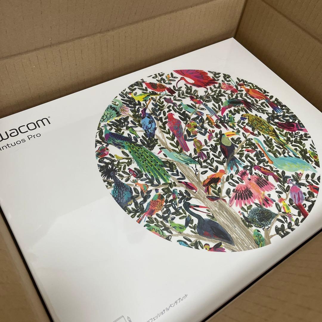 ワコム Intuos Pro Medium ペンタブレット