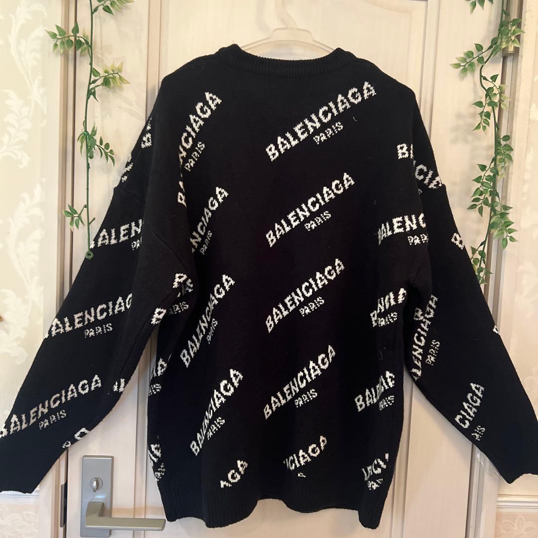 BALENCIAGA ロゴニットセーター ブラック