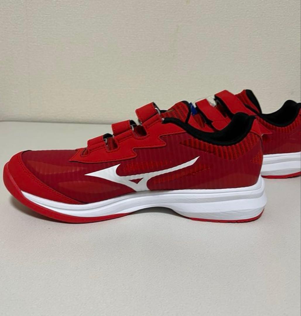新品未使用　Mizuno ウェーブライトレボランエリート