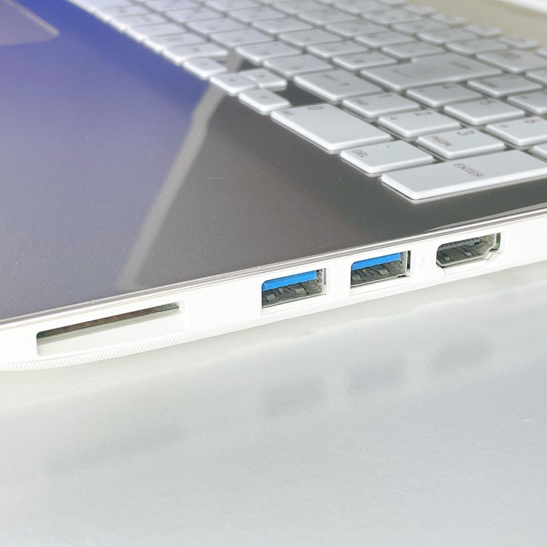 設定済✨快適SSD✨Windows11✨ゴールド✨東芝カメラ付ノートパソコン薄型