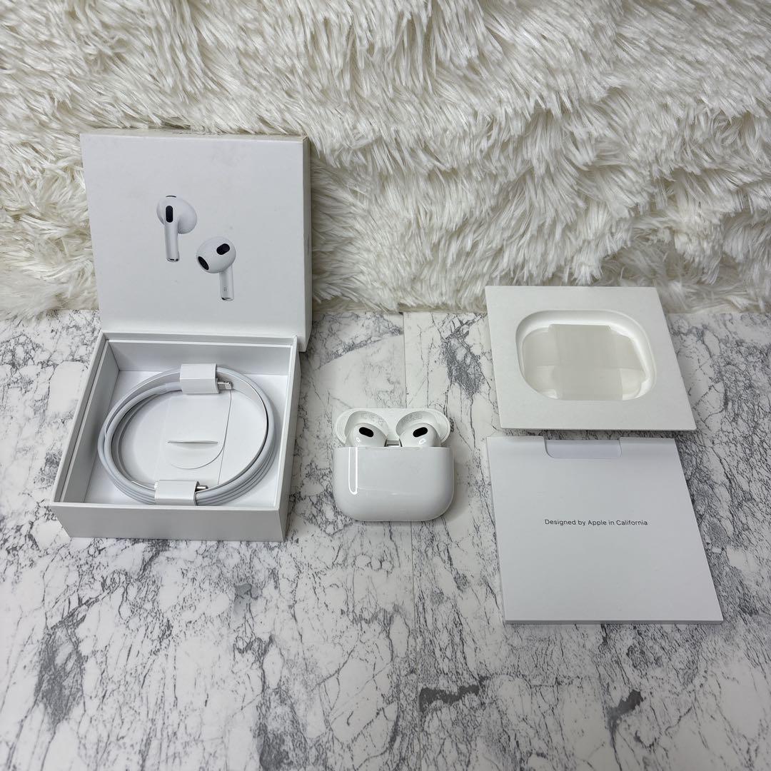 【早い物勝ち】Apple AirPods 第3世代 本体