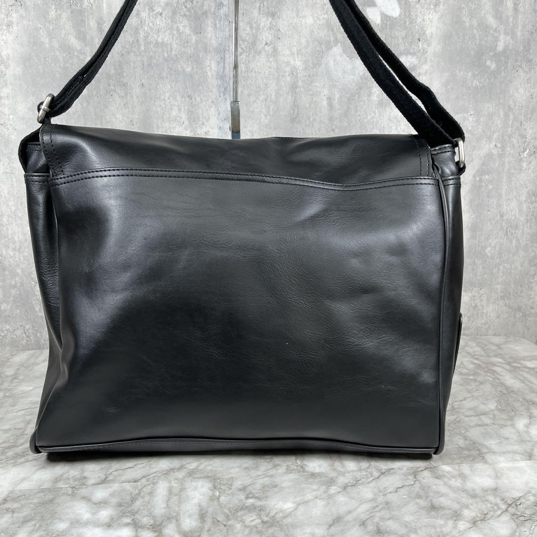 DIESEL ディーゼル ブレイブマン レザー ショルダーバック　A4 ブラック