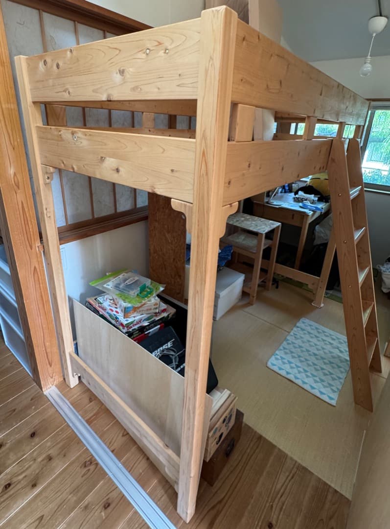 引取限定　日光 ヒノキロフトベッド　コンセント付　97×190×170