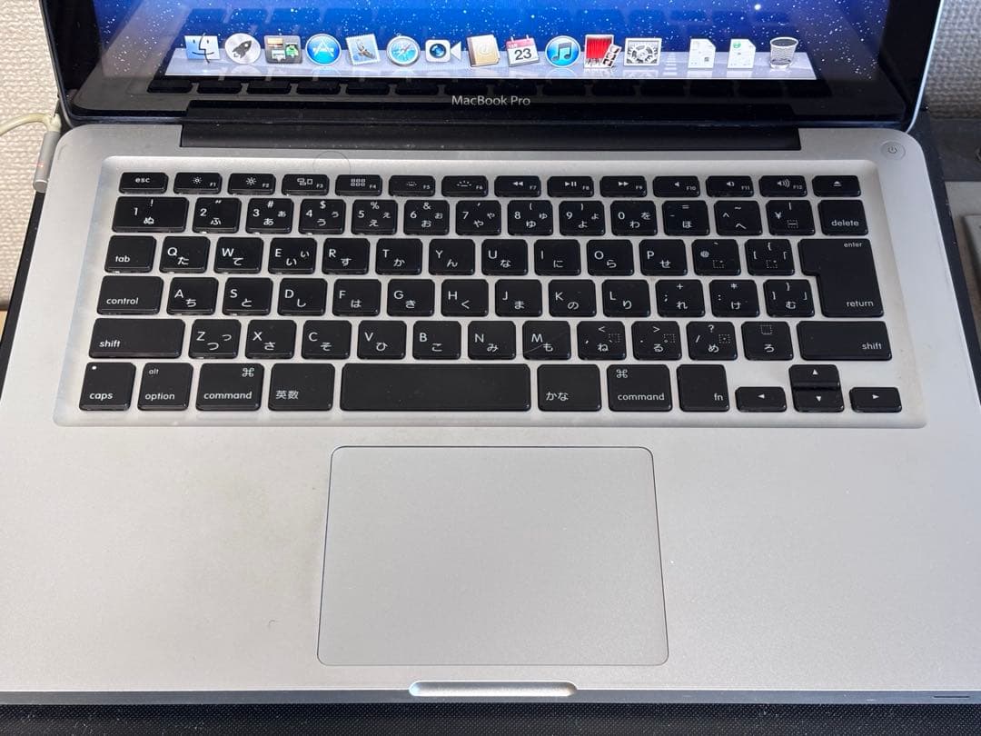 MacBook Pro i7 / 8GB / 1TB / 13インチ