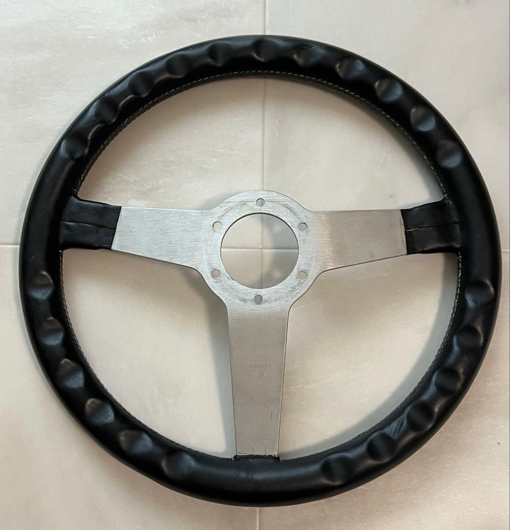 MOMO F1 GillesVilleneuvシグネチャーステアリングホイール