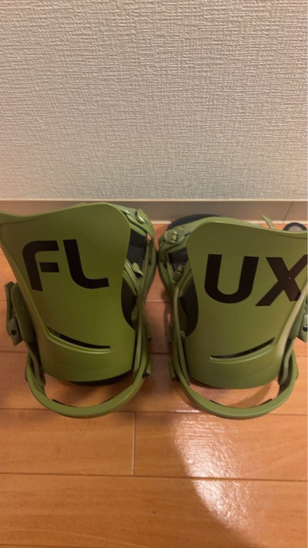 FLUX DS オリーブグリーン