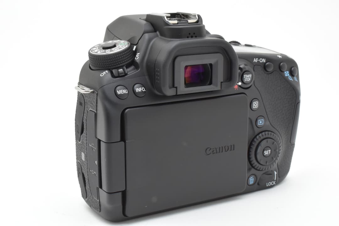 105ショット Canon EOS 80D Wi-Fi搭載 9495