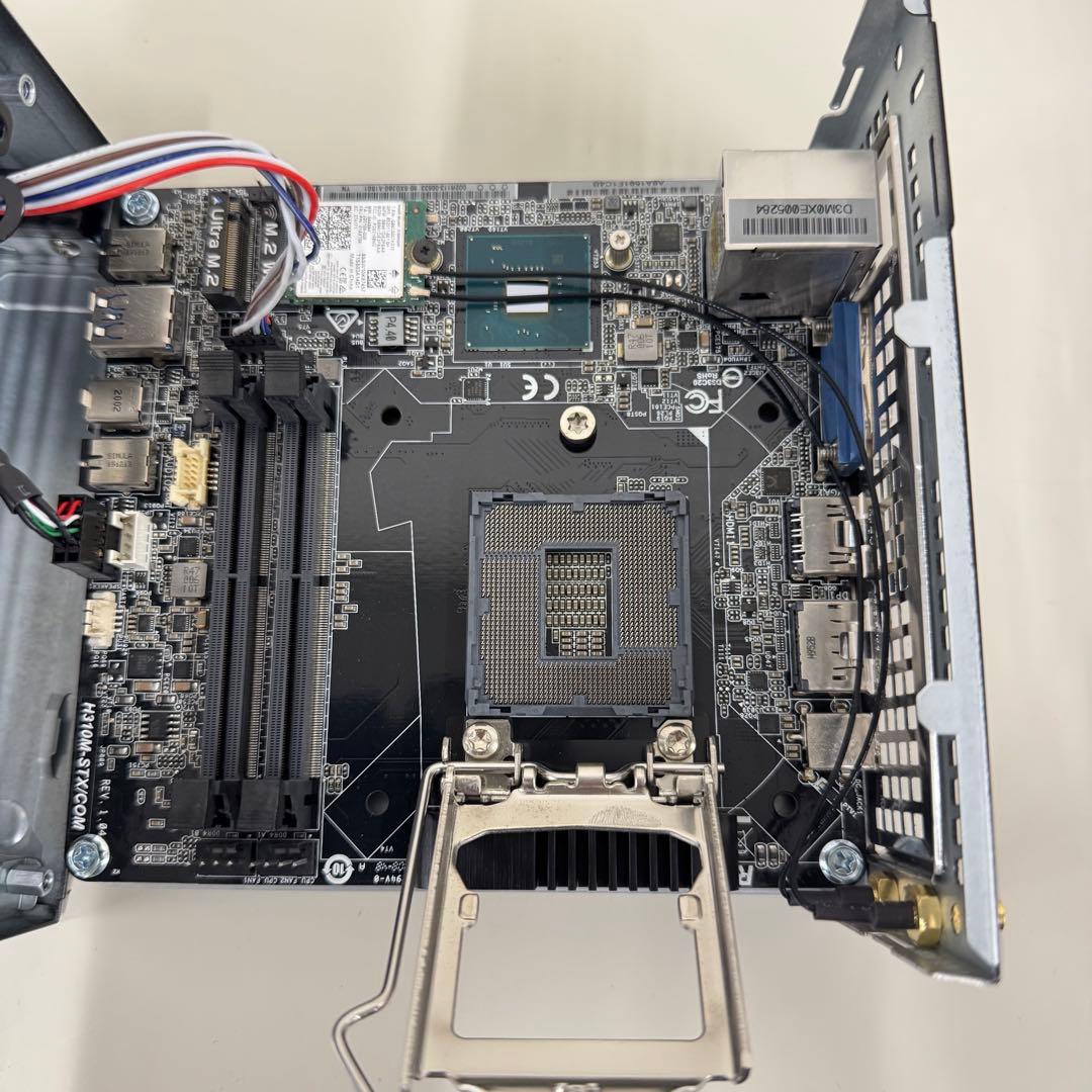 ASRock DeskMini 310ベアボーン+Win11 Wifi