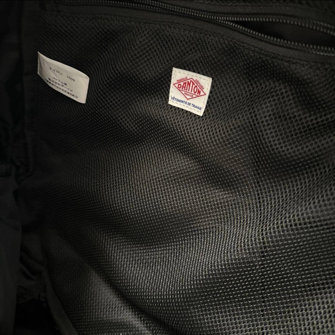 【美品】ダントン　ローヌ14 ボディバッグ リュック ブラック 黒