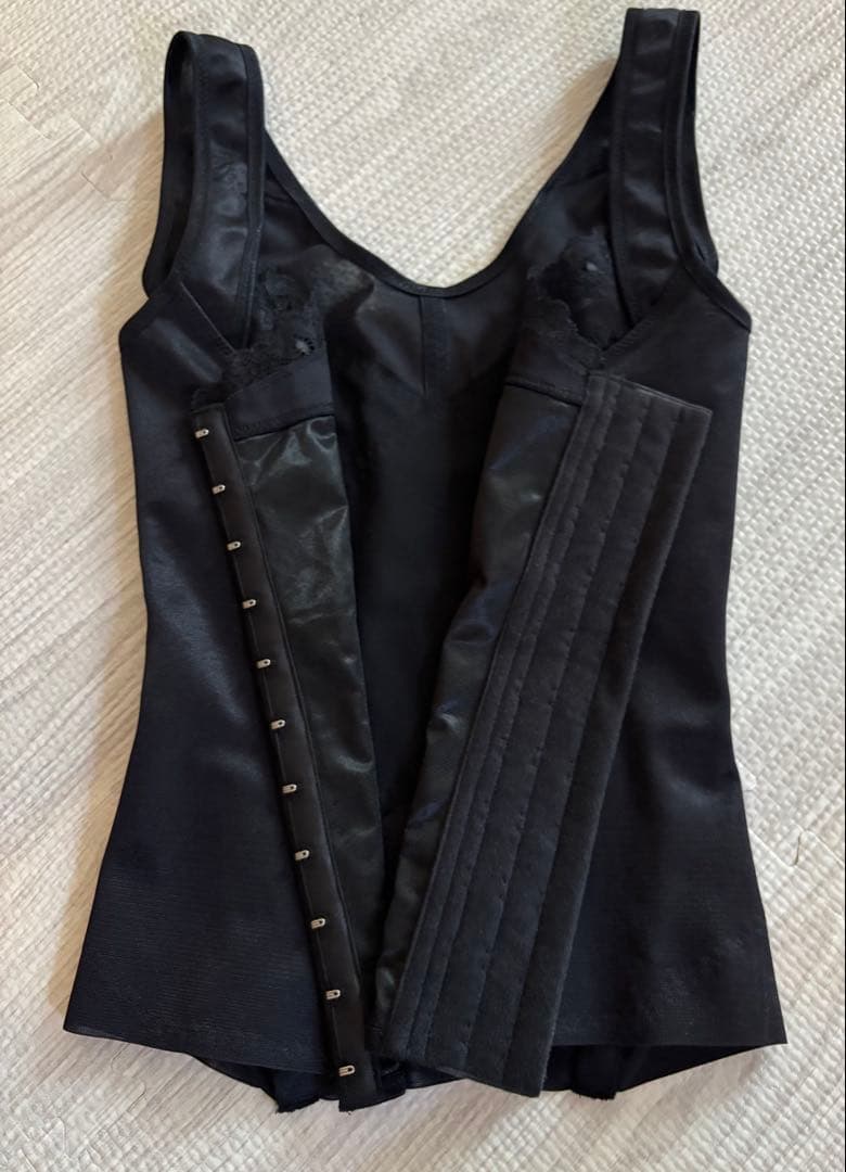 ExabraエクサブラバストアップコルセットM2枚セット！