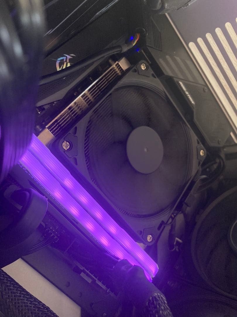 メモリー corsair Vengeance RGB Pro SL 32GB