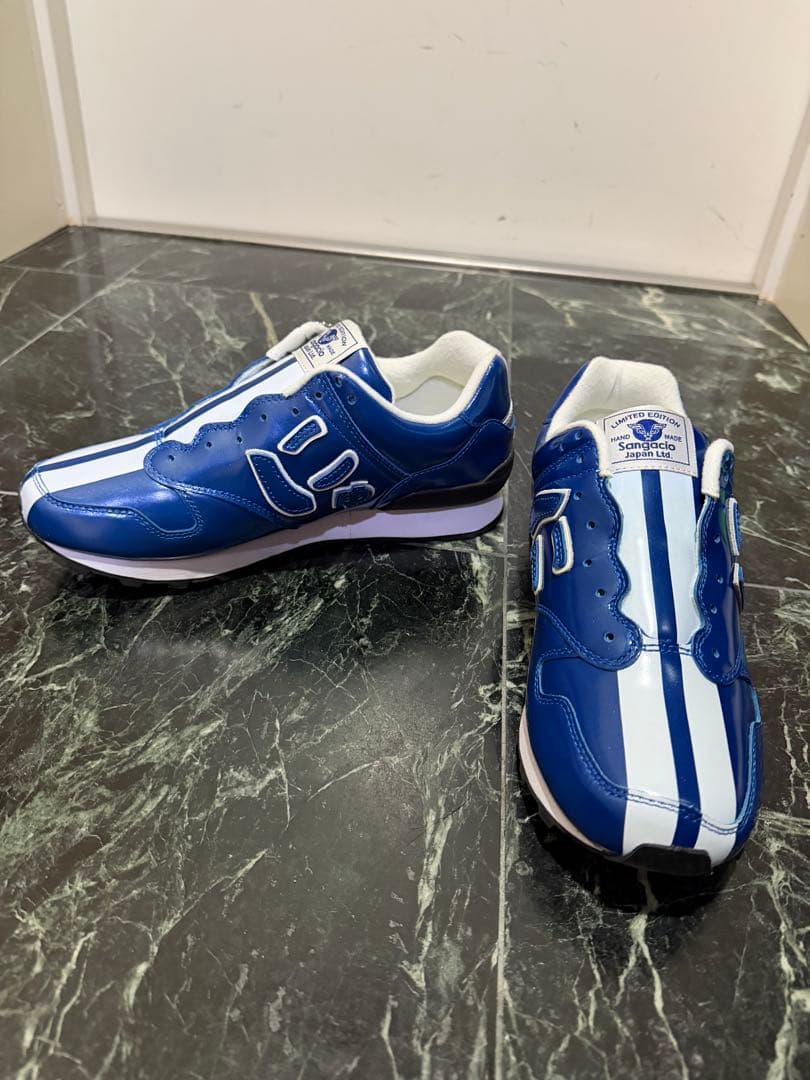 SANGACIO にゅ 青白ストライプ スニーカー 新品