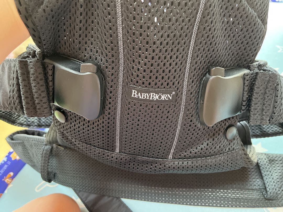 ベビービョルン　ONE KAI AIR メッシュ ワンカイエアー　美品