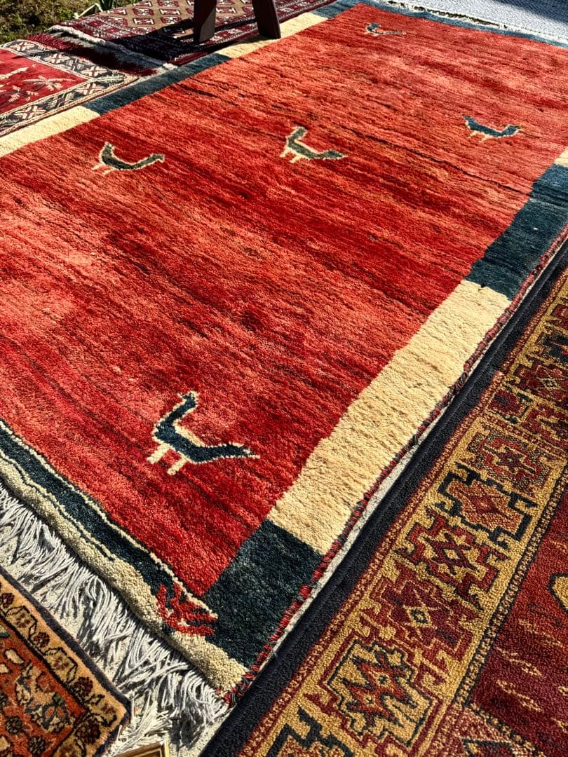 本物イラン手織りギャベ210×125cm 大判赤 ペルシャ絨毯 遊牧民 ラグ