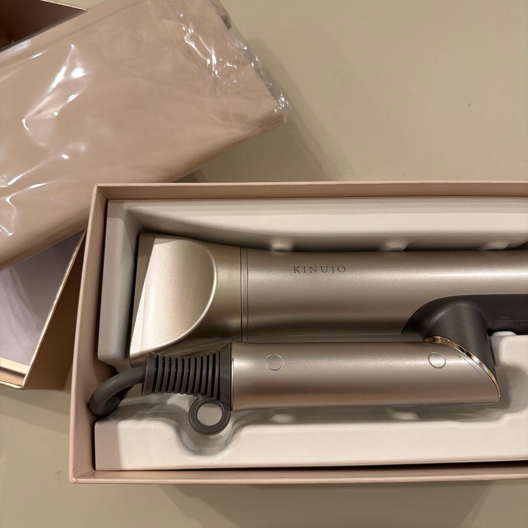 KINUJO ヘアドライヤー VOYAGE（ボヤージュ）