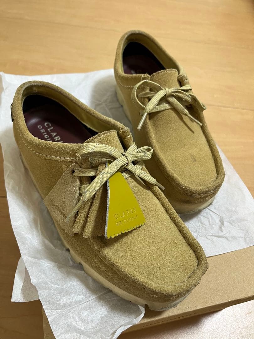 クラークス　ワラビーゴアテックス25センチ