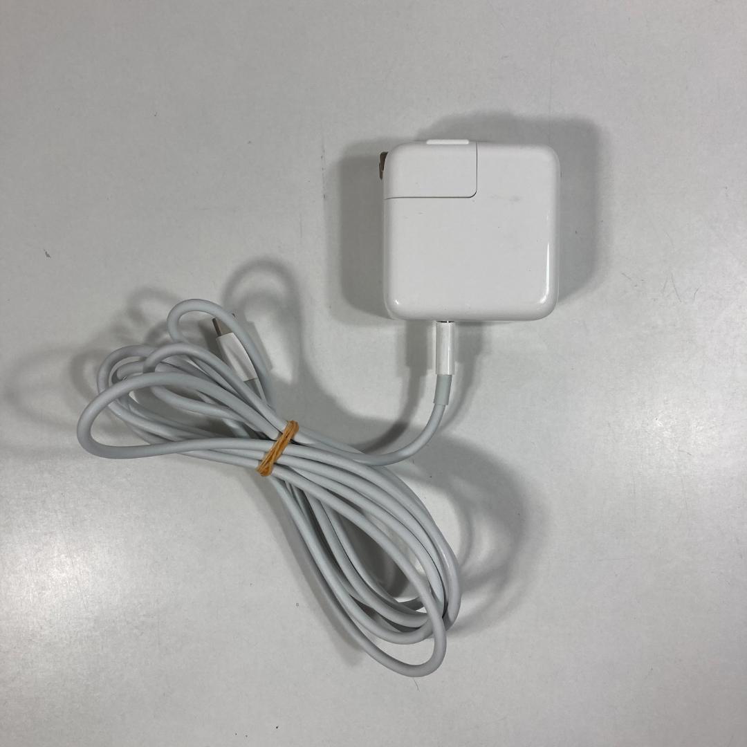 Apple MacBook Air M1 ノートパソコン （A72）