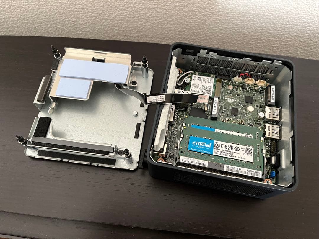 Intel NUC Kit NUC11TNHi7 32Gメモリ付き