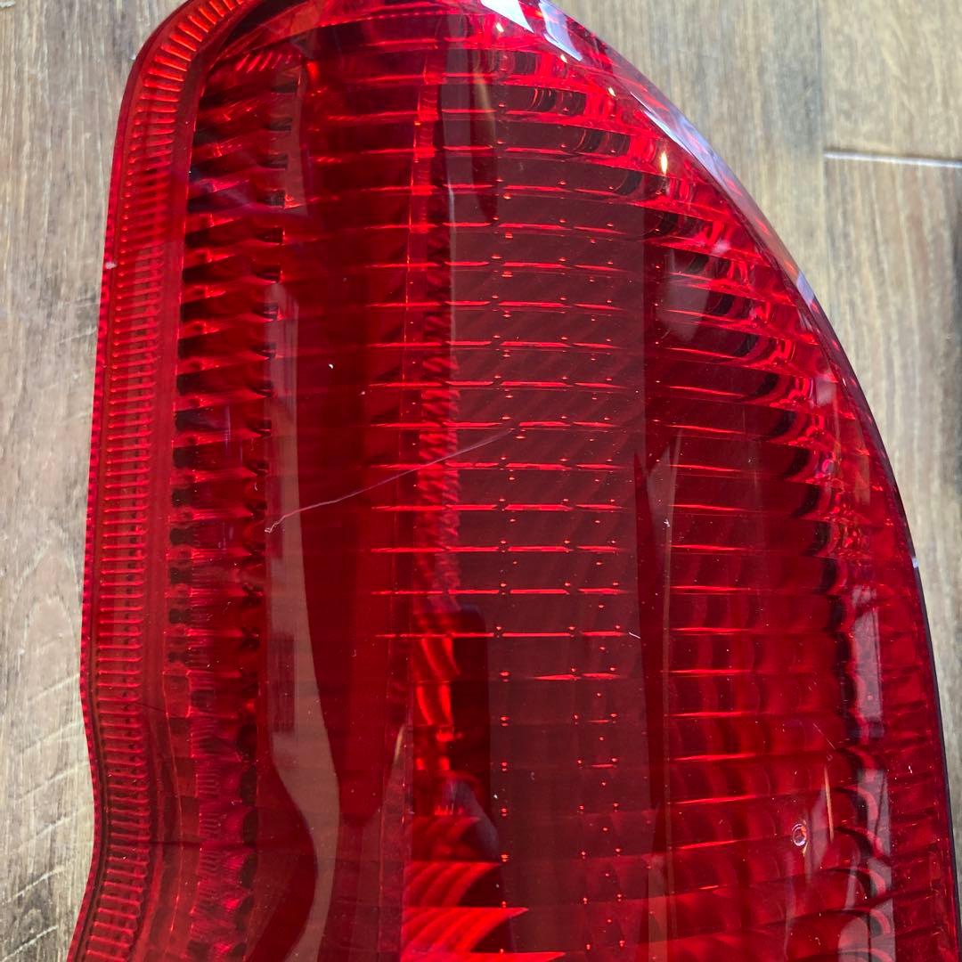 ⭐︎美品⭐︎ハイエース200系純正テールランプ左右。（動作確認済み）
