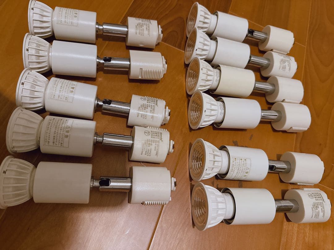 【12個セット】追加出来ます❗️ダクトレール スポットライト E26口径　電球付き