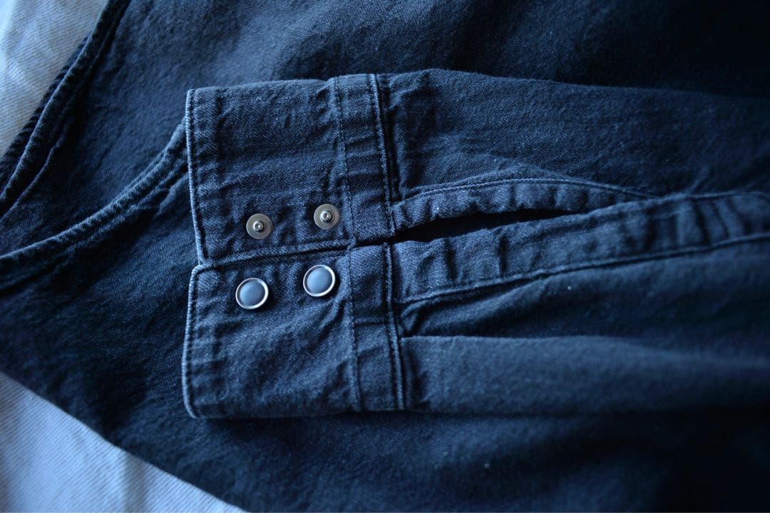 k2106Levi's バーストゥ ウエスタンシャツ ブラックデニム XL