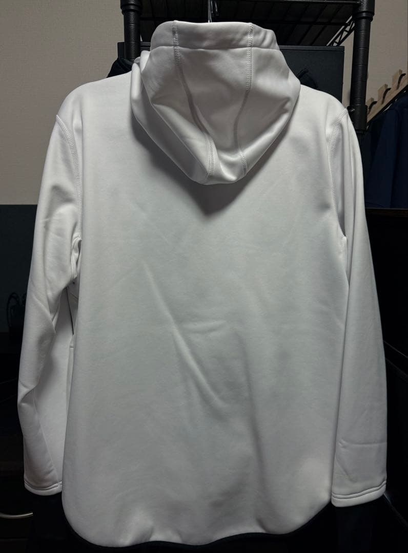 ⭐️新品 アンダーアーマー UAストーム ジャージ上下セット ホワイト×ブラック