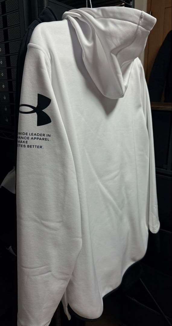 ⭐️新品 アンダーアーマー UAストーム ジャージ上下セット ホワイト×ブラック