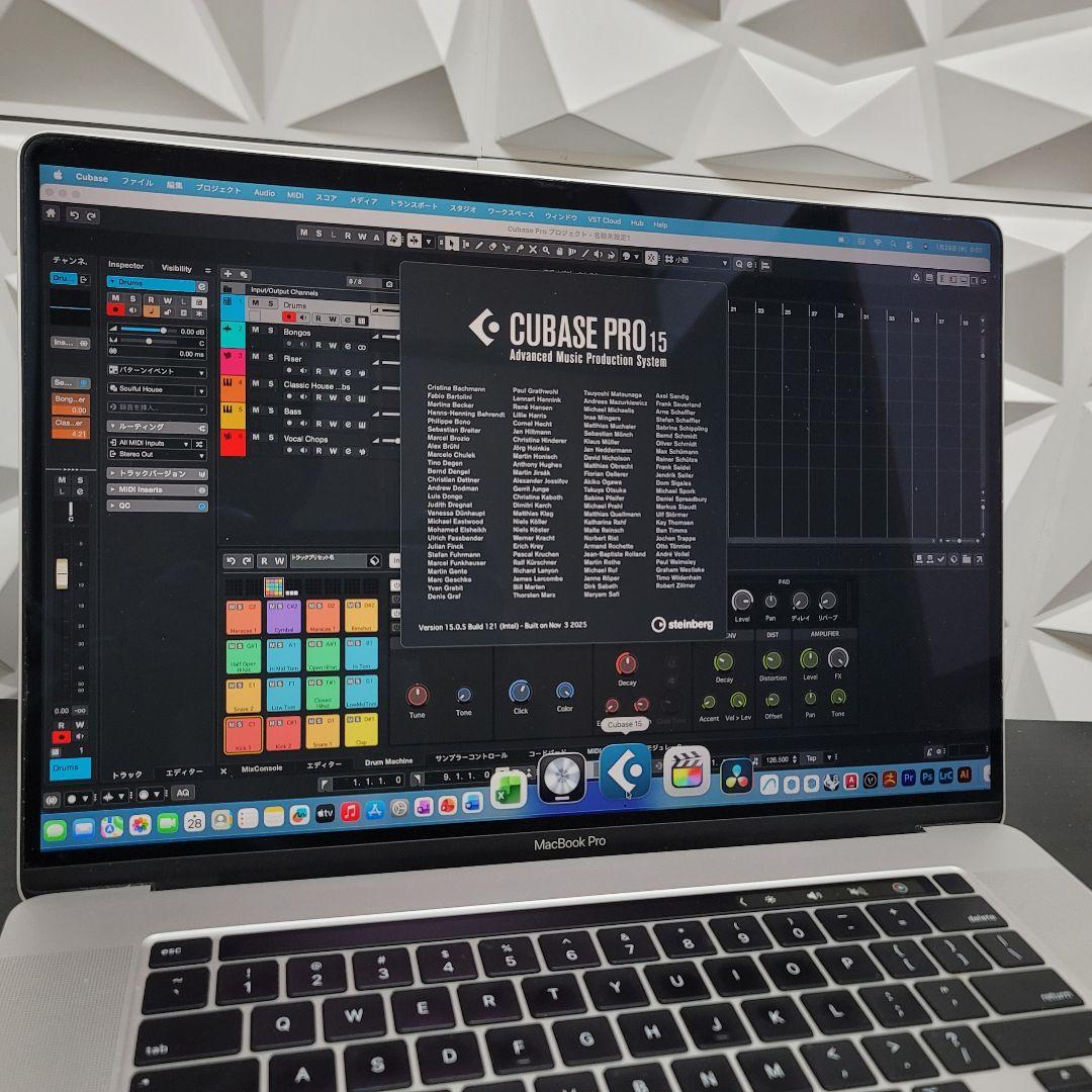 美品 MacBook Pro 16インチ i9 CAD/BIM&3D設計