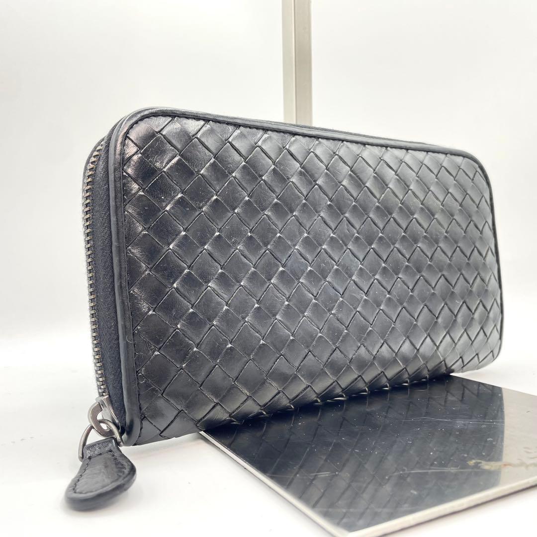 美品　ボッテガヴェネタ　イントレチャート　長財布　ラウンドファスナー　ブラック