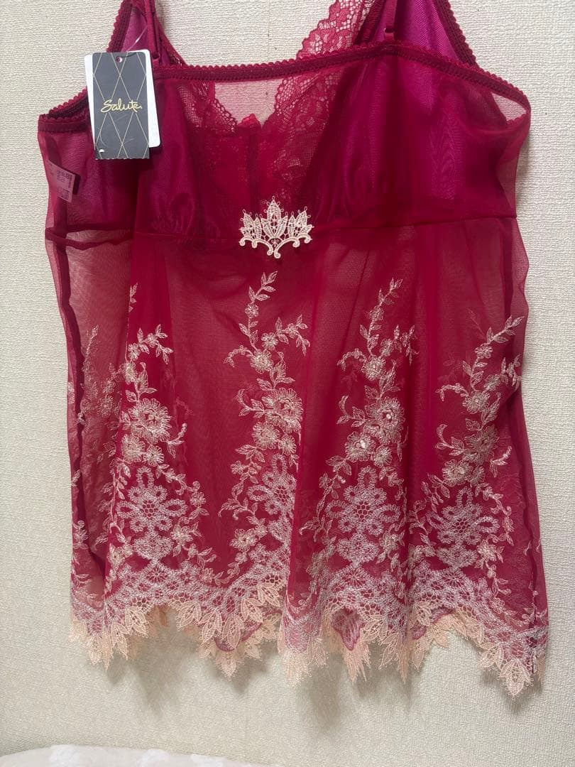 サルート　84G 40周年限定コレクション キャミソール　新品・未使用