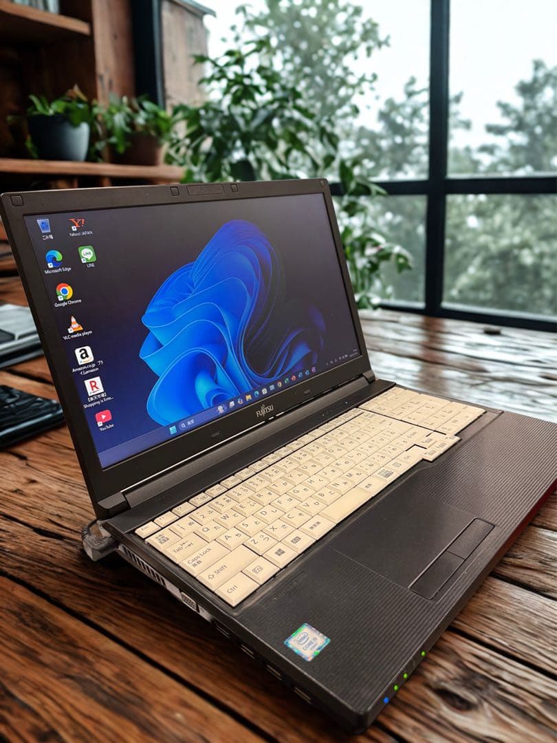 富士通A576 SSD500GB メモリ12G Win11 Office2024