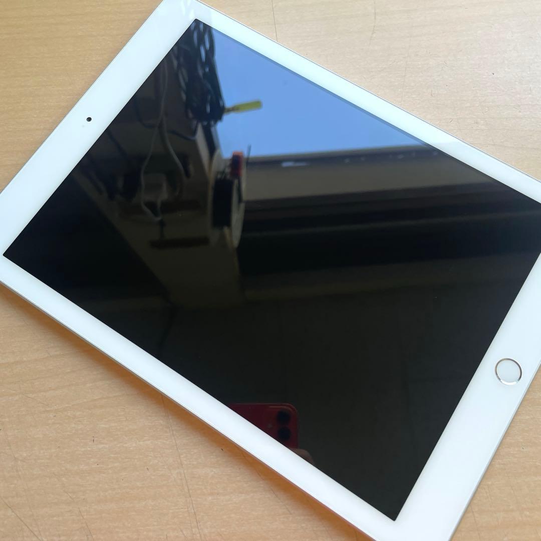 iPad 第6世代　A1893　Wi-Fiモデル　シルバー　32GB 超美品#6