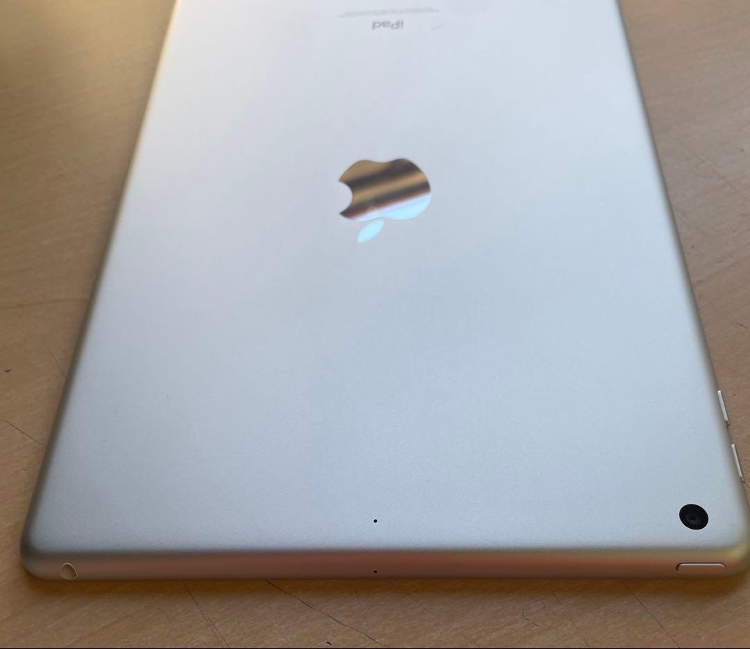 iPad 第6世代　A1893　Wi-Fiモデル　シルバー　32GB 超美品#6