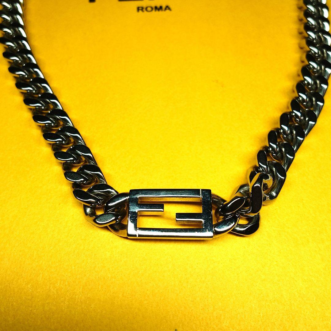 FENDI バゲット ネックレス 目黒蓮さん着用 FF チェーン シルバー