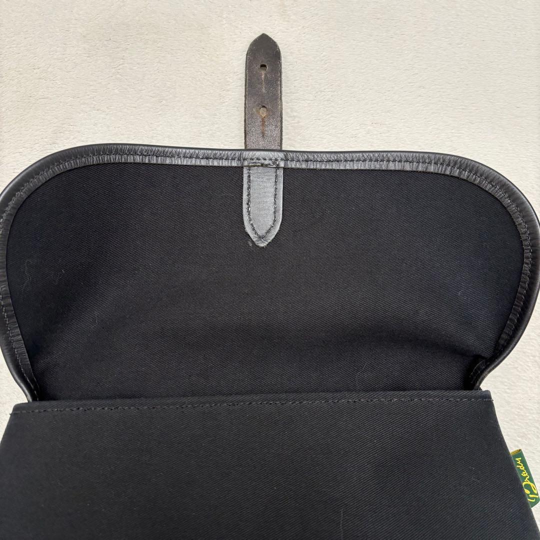 Brady ブレイディ ショルダーバッグ かぶせ ブラック