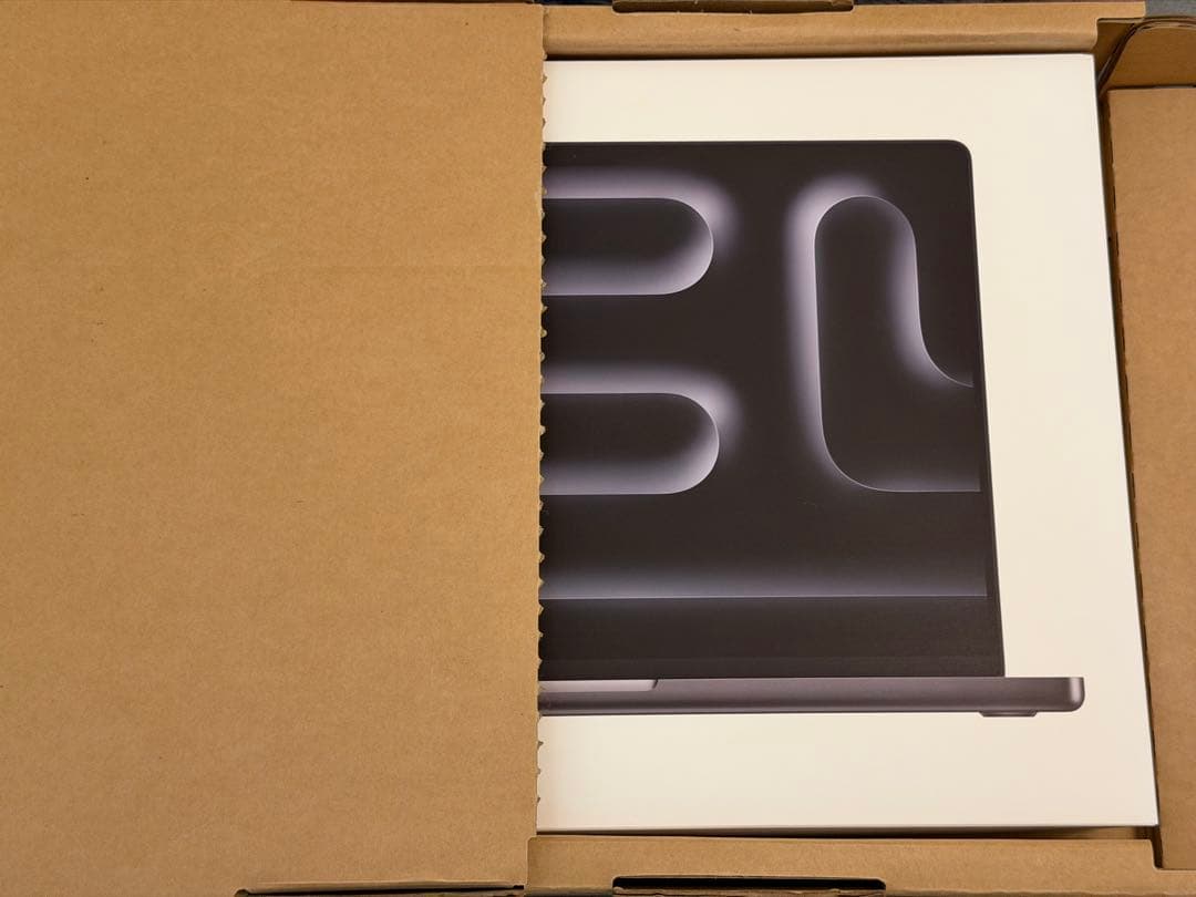 MacBook Pro スペースブラック 16インチ