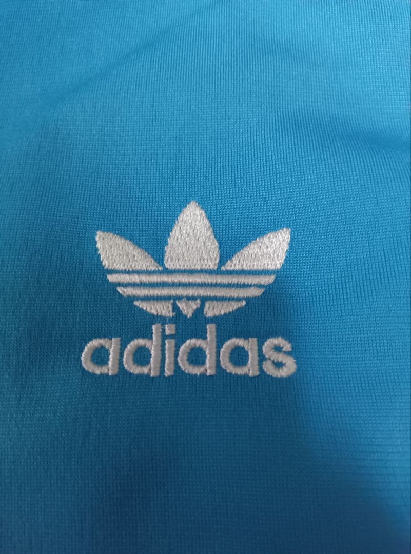 アディダス ジャージ上着 水色 M 新品未使用品