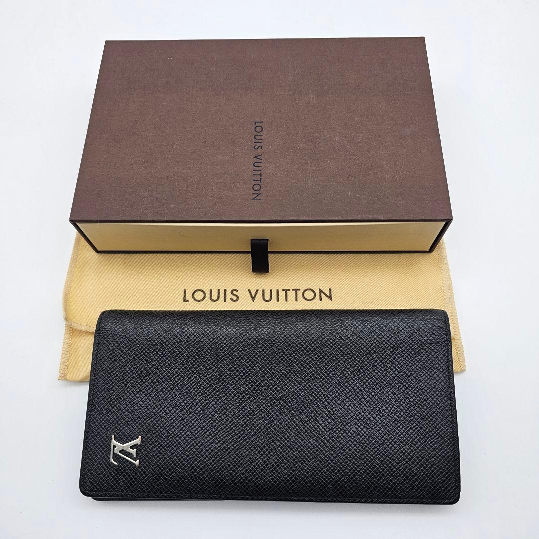 e様　ポルトフォイユ　ブラザ　タイガ　メタリックロゴ　長財布　A139