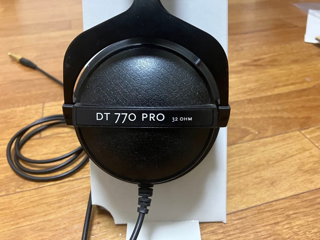 beyerdynamic DT770 Pro 32ohm　箱・袋・変換アダプタ付