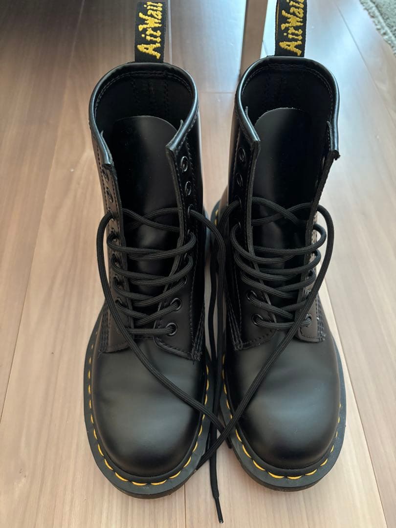 Dr. Martens 1460 ブラック8ホール