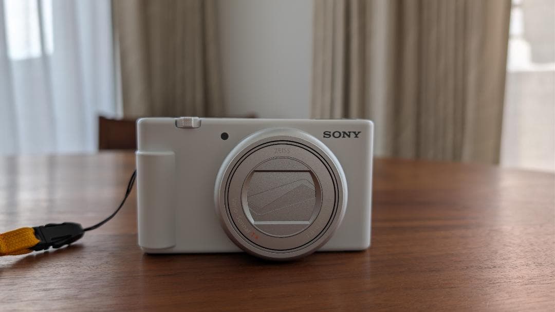 SONY ZV-1 II ホワイト バッテリー・充電器・ストラップ付【美品】