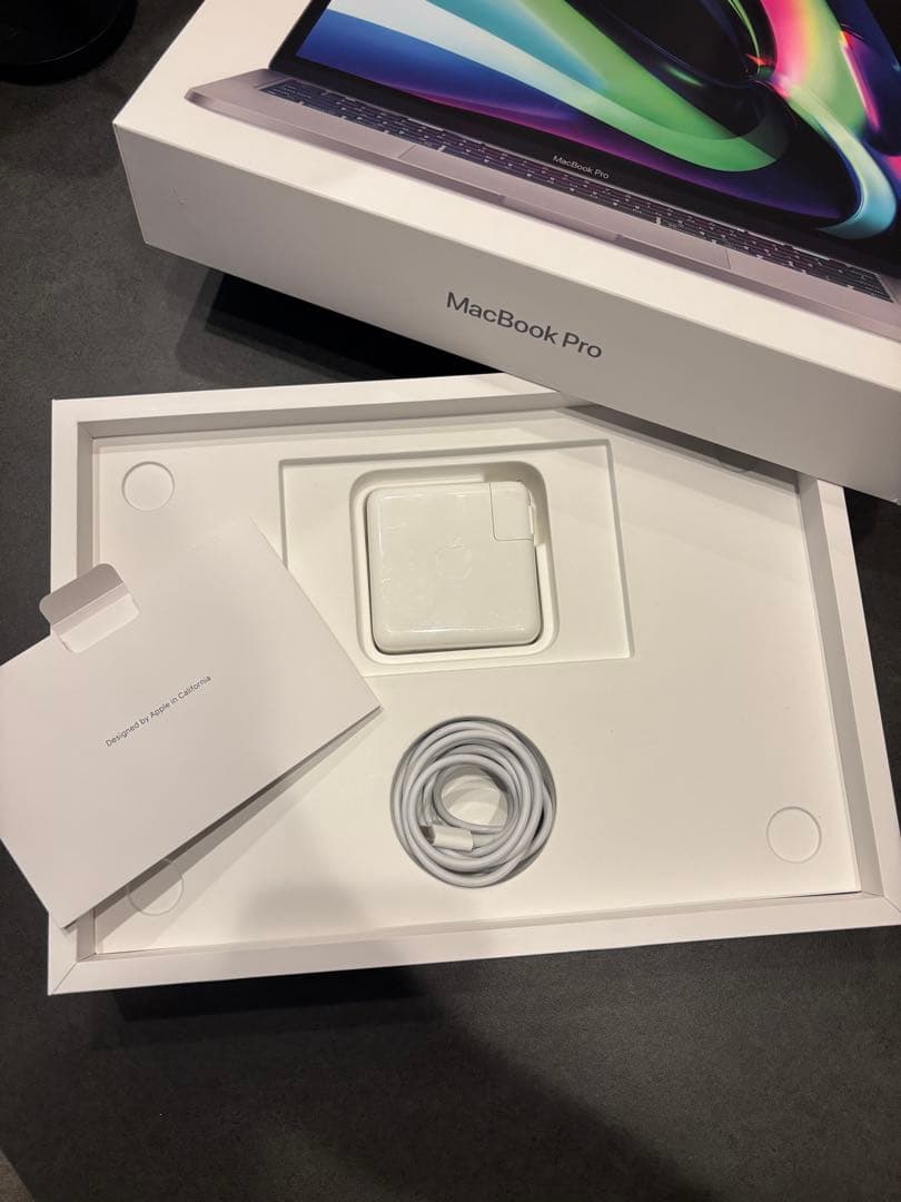 Apple MacBook Pro 13インチ2020 M1チップ　512GB