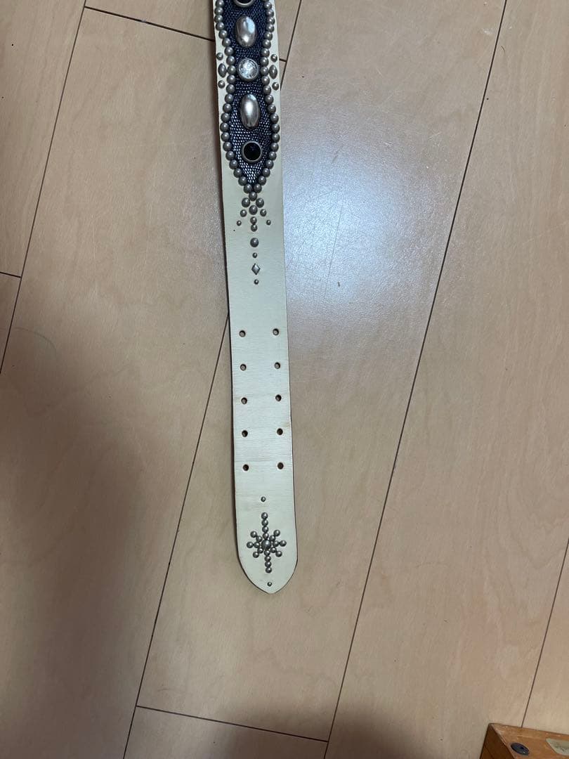 ウルフズヘッドスタッズベルト瓢箪柄　幹田氏