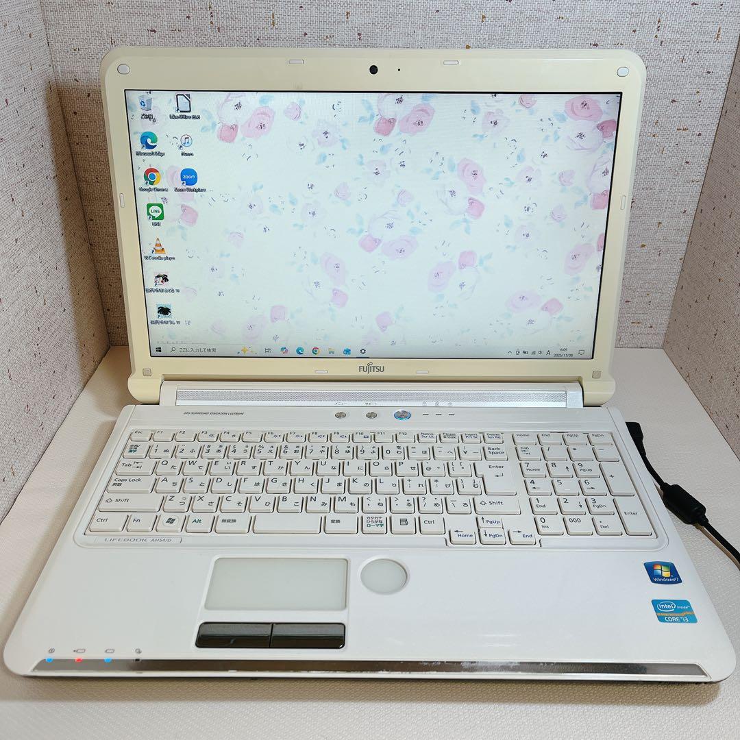 ✨かわいいホワイト✨人気の富士通ノートパソコン｜爆速SSD512GB｜カメラ付き