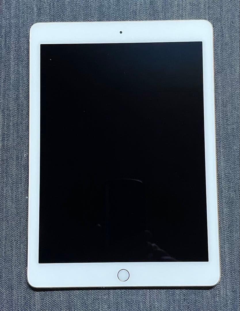 iPad Pro 9.7インチ Wi-Fi 128GB ゴールドMLMX2J/A