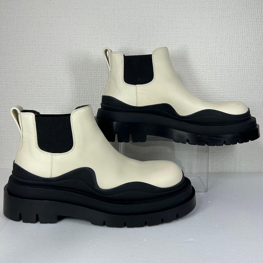 1/31限定価格【箱 保存袋付】BOTTEGA VENETA サイドゴア タイヤ