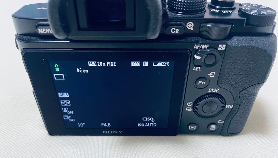 Sony α7 WW328262 & レンズ SEL2870