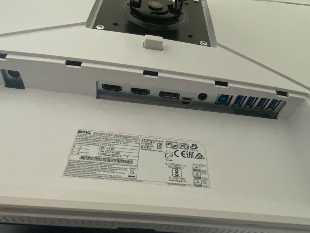 BenQ MOBIUZ EX3210U ゲーミングモニター 4K 144Hz