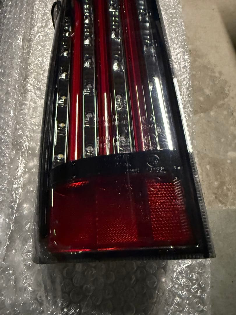 FLEX ハイエース　LEDテールランプ　煌