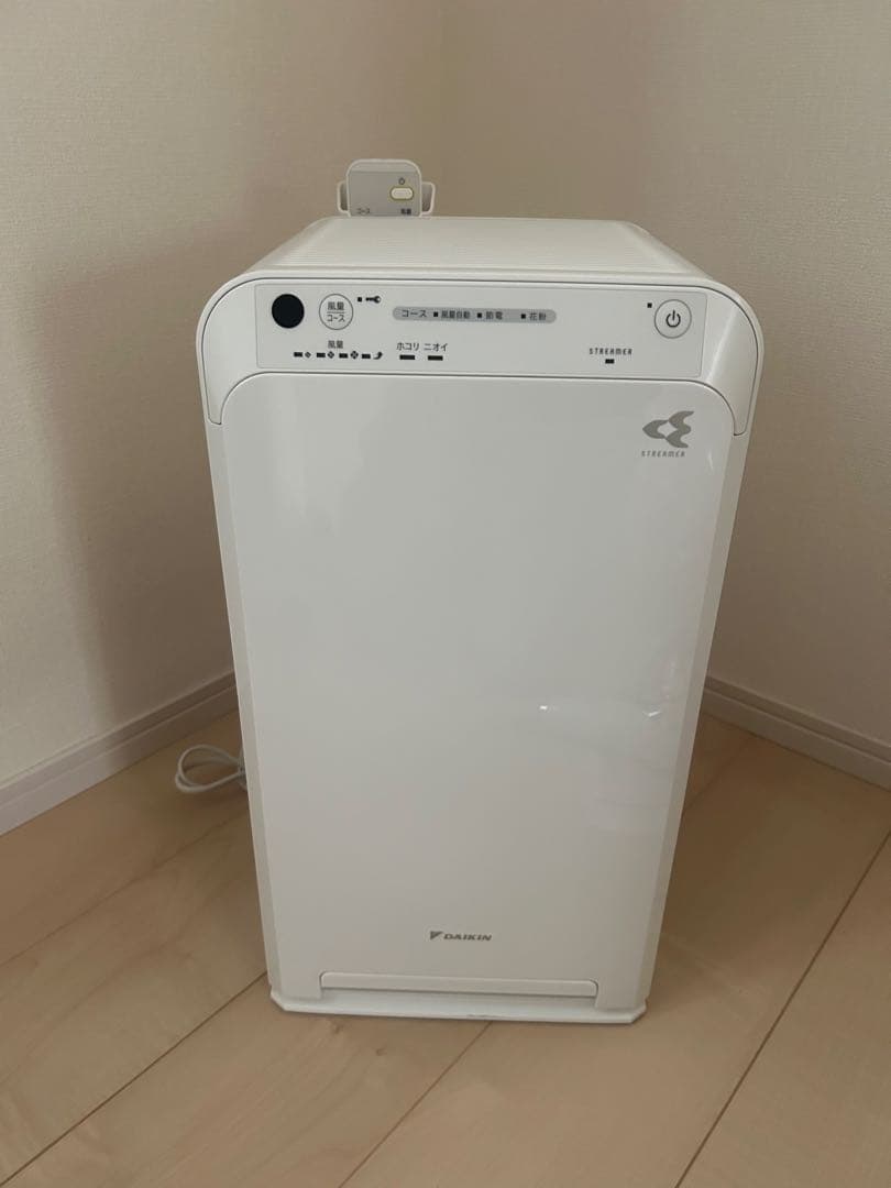ダイキン　ACM55Z-W 空気清浄機